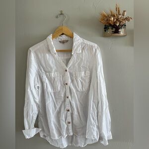 White cool shirt.
